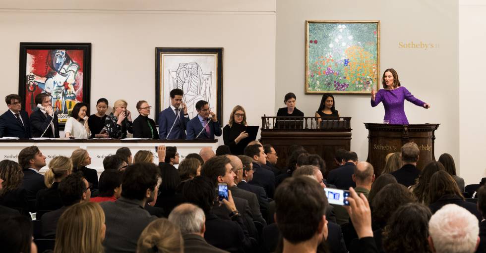 Licitadores en una subasta de Sotheby's